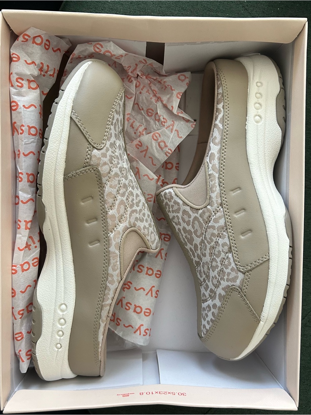 Women's Slip-On Casual Sneakers - Beige Leopard Print